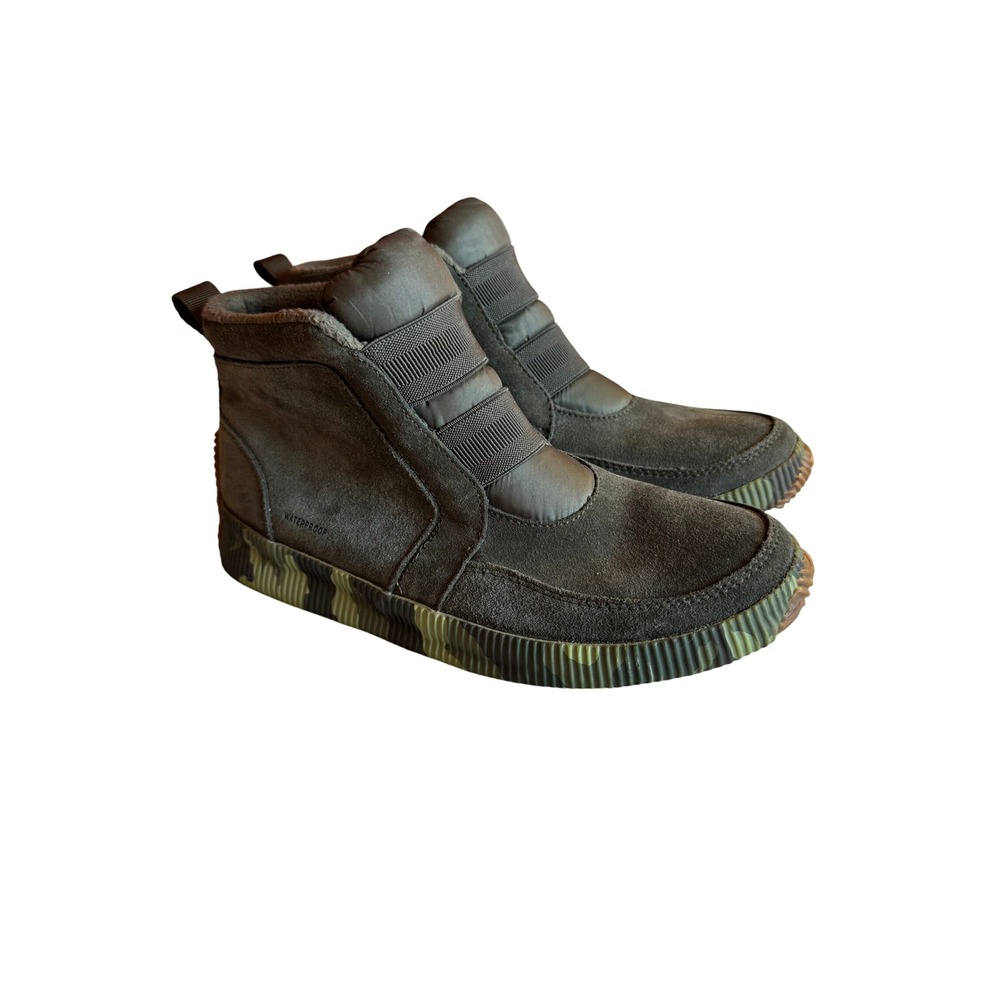 Sorel Out N About Plus Mid Womens 9 Waterproof Suede Camo Olive Boots EUC‎